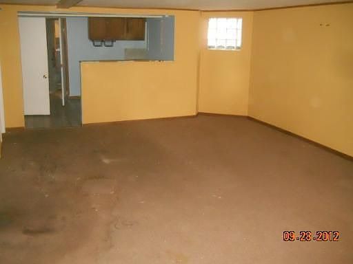 5th image of 5719 N Artesian Ave