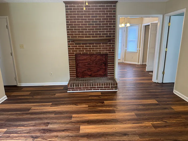 3609 Castlegate Dr — Photo 8