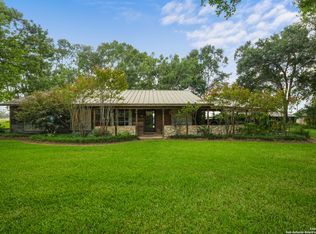 4555 S Ogden, Poteet, TX 78065