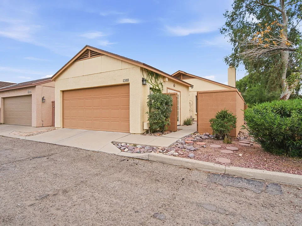 2380 W Palo Dulce Dr