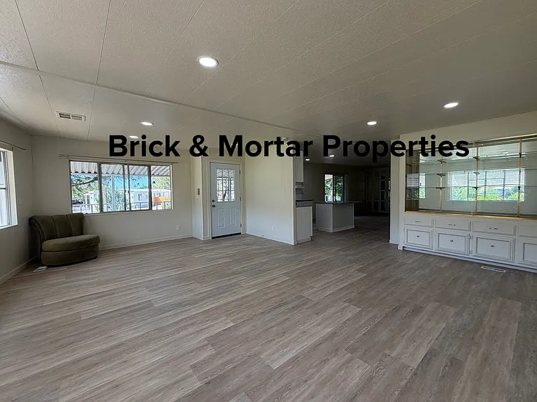 330 Taurus Cir — Photo 7