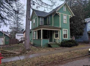6 Monroe St, Saint Johnsville, NY 13452
