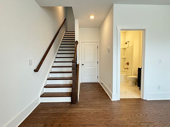 5th image of 1585L Layton Ave NW