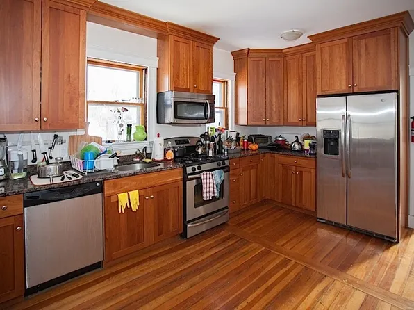 32 Hawthorne St #U2, Somerville, MA 02144