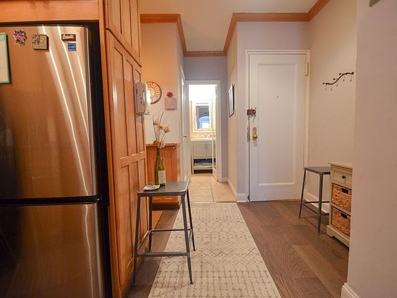 5th image of 343 E 51st St APT 3B