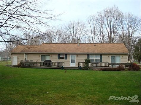 Back deck to view some of the wildlife.