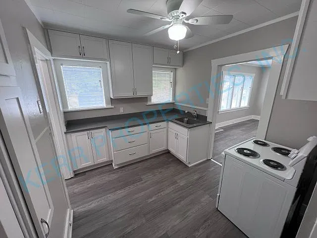 1420 NE 53rd Ave — Photo 7