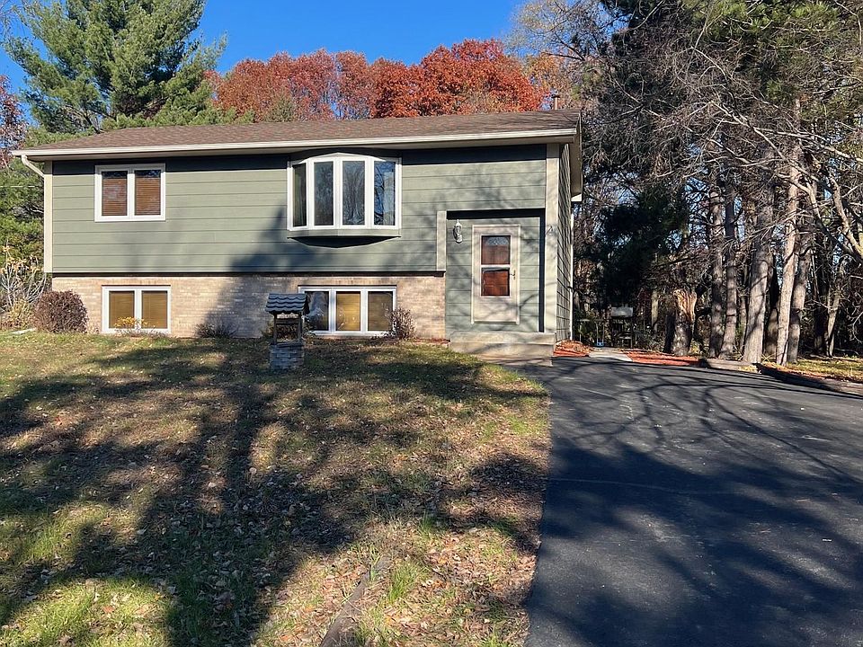 1st image of 3711 Edmar Ln NE
