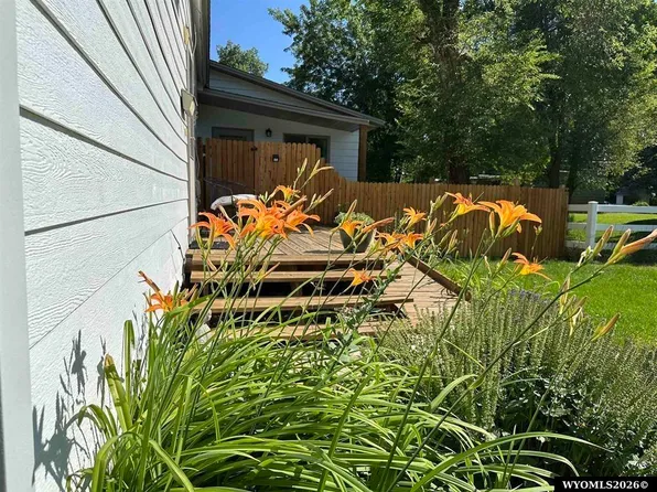 350 Canyon St, Lander, WY 82520