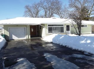 218 Dawn Blvd, Woonsocket, RI 02895