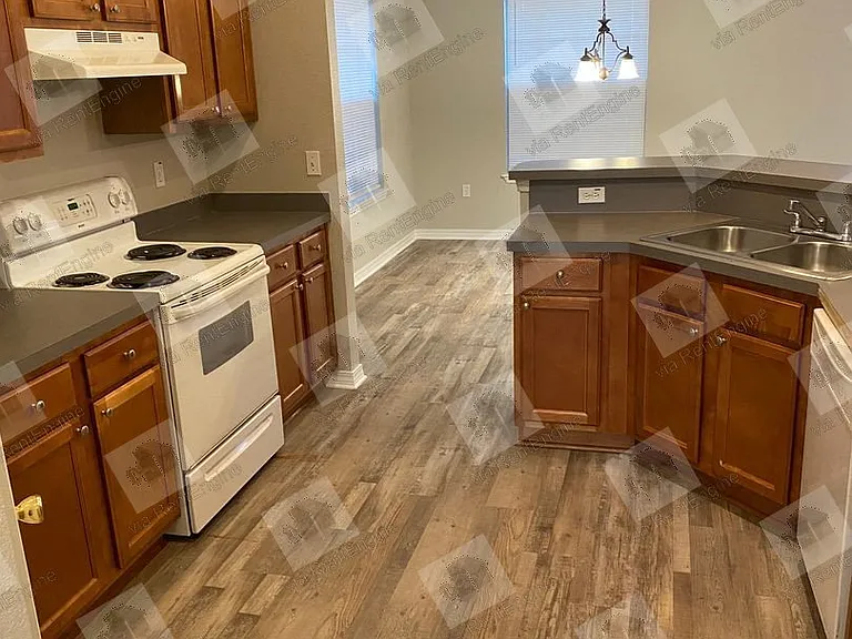 5162 Brookside Dr — Photo 5