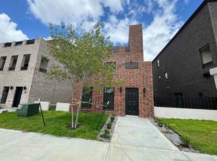 210 Veracruz Dr #110, Laredo, TX 78045