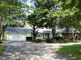 N112W13012 Mequon Rd, Germantown, WI 53022