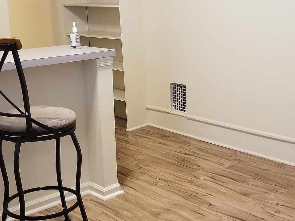 1st image of 307 S Fawn St #1