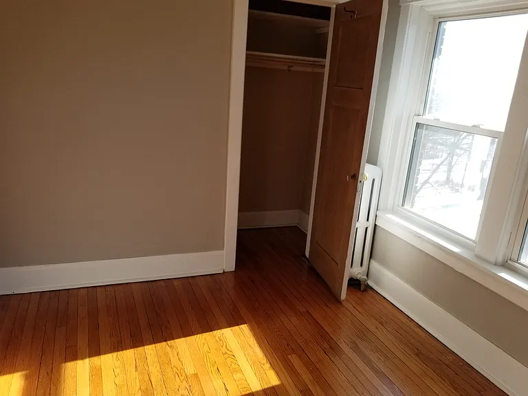 543 Park Ave #12 — Photo 9