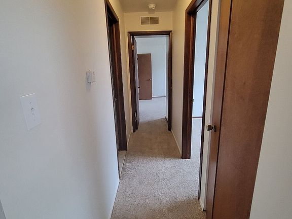 4th image of 1316-1325 Southwestern Dr #11214236