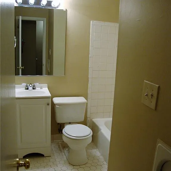 101 Oxford Pl #4 — Photo 8