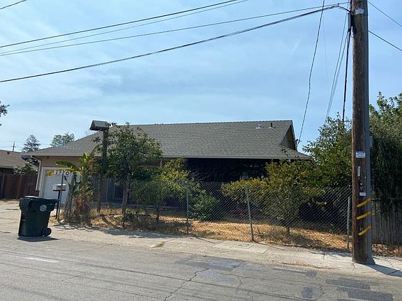 2nd image of 5750 28th St
