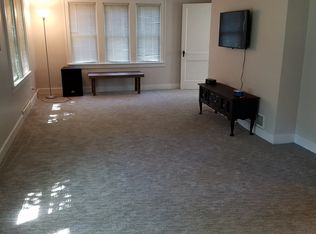 531 1st St N, Winsted, MN 55395