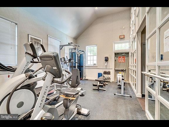 4th image of 1706 W Abingdon Dr APT 201