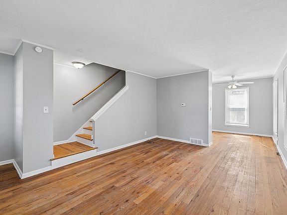 3rd image of 3645 Randolph St