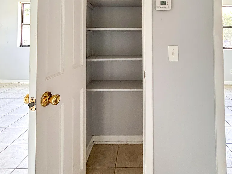 1130 Woodruff Ave #2 — Photo 16