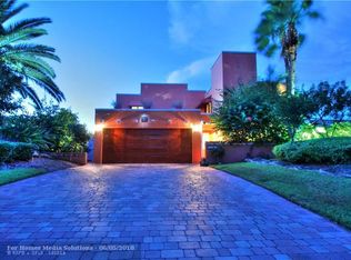 2621 NE 9th Ct, Pompano Beach, FL 33062