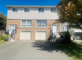 830 Stainton Dr #51, Mississauga, ON L5C 2Z3