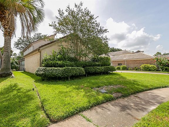4th image of 7618 Long Creek Ct