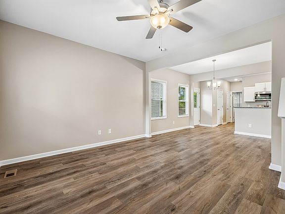 5th image of 539 9th St