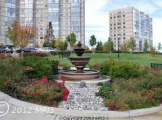 19350 Magnolia Grove Sq UNIT 101, Leesburg, VA 20176