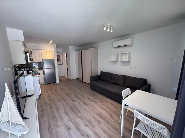 4228 N Ocean Dr APT 17, Fort Lauderdale, FL 33308