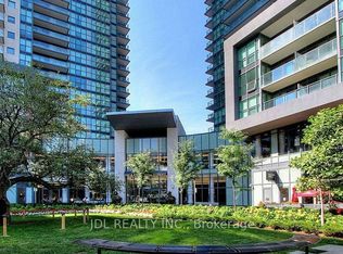 5168 Yonge St #2209, Toronto, ON M2N 0G1