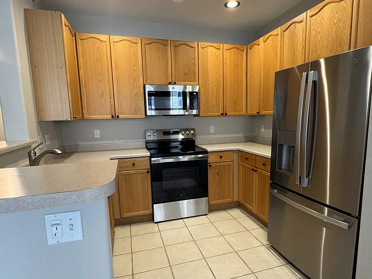 8465 S Holland Way #1-202 — Photo 7