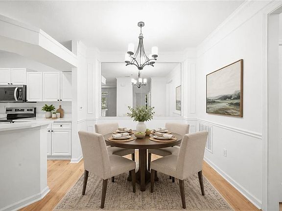 5th image of 1217 Whitshire Way