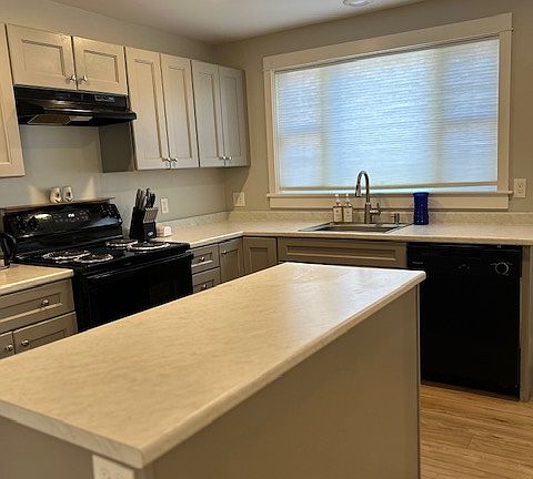 2nd image of 42 Thornton Ave