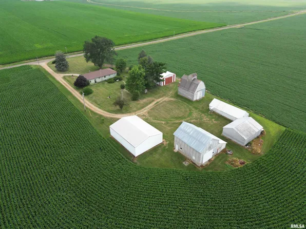 1640 County Road 2000 Rd N, Washburn, IL 61570