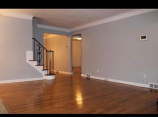 990 Quarry Dr, Cleveland Heights, OH 44121