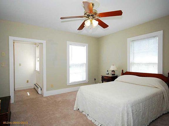 5th image of 8 Gloucester Hill Rd