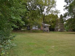 7431 W Wind Lake Rd, Waterford, WI 53185