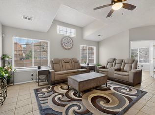 5401 Kokopelli Ct NW, Albuquerque, NM 87114