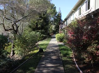 17 Fountainhead Ct, Martinez, CA