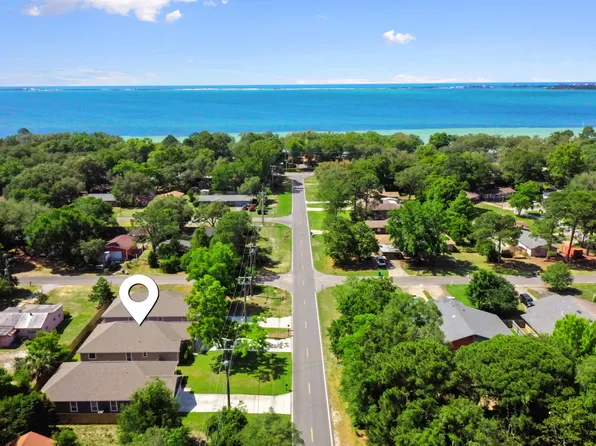 4 8th St Unit B, Shalimar, FL 32579