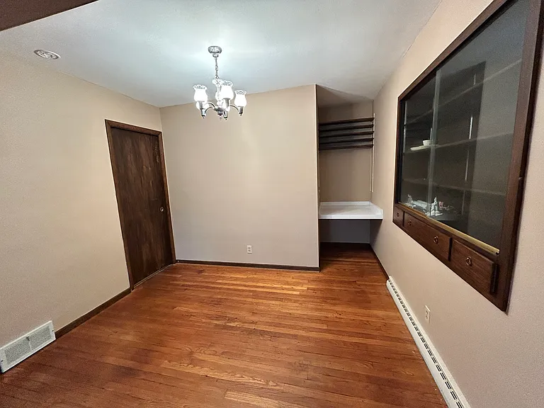 5810 Crabapple Ln — Photo 4