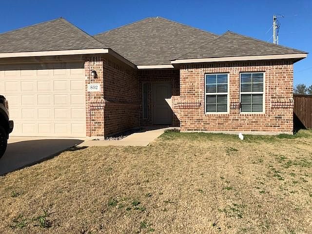 1st image of 802 Darter Ct