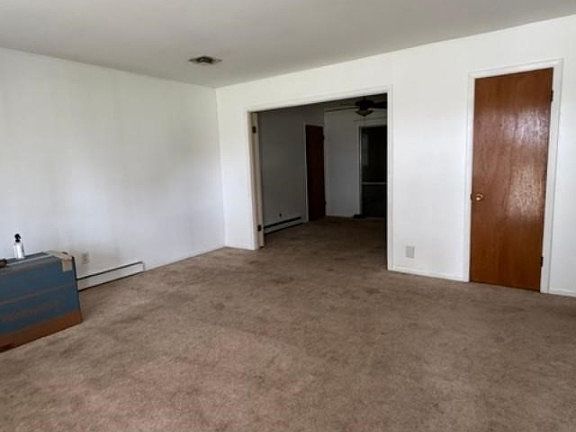 2nd image of 32424 S Main St