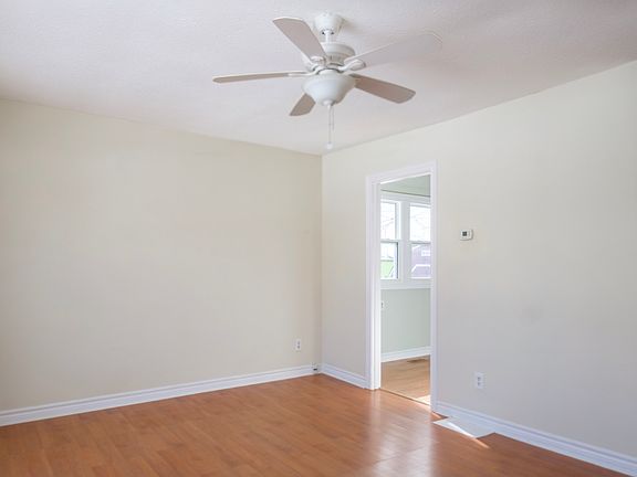 5th image of 193 Elgin St