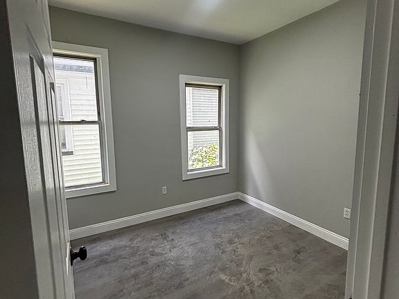 4th image of 57 Treacy Ave APT 1