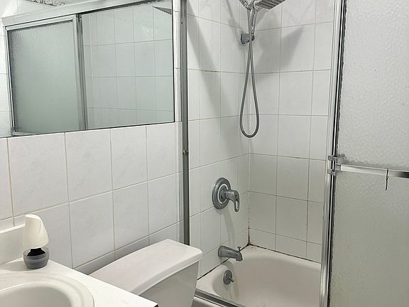 4th image of 65-43 110th St Floor 2
