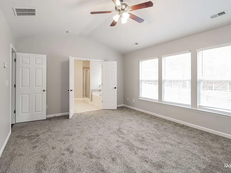 4583 Fairport Ct — Photo 7